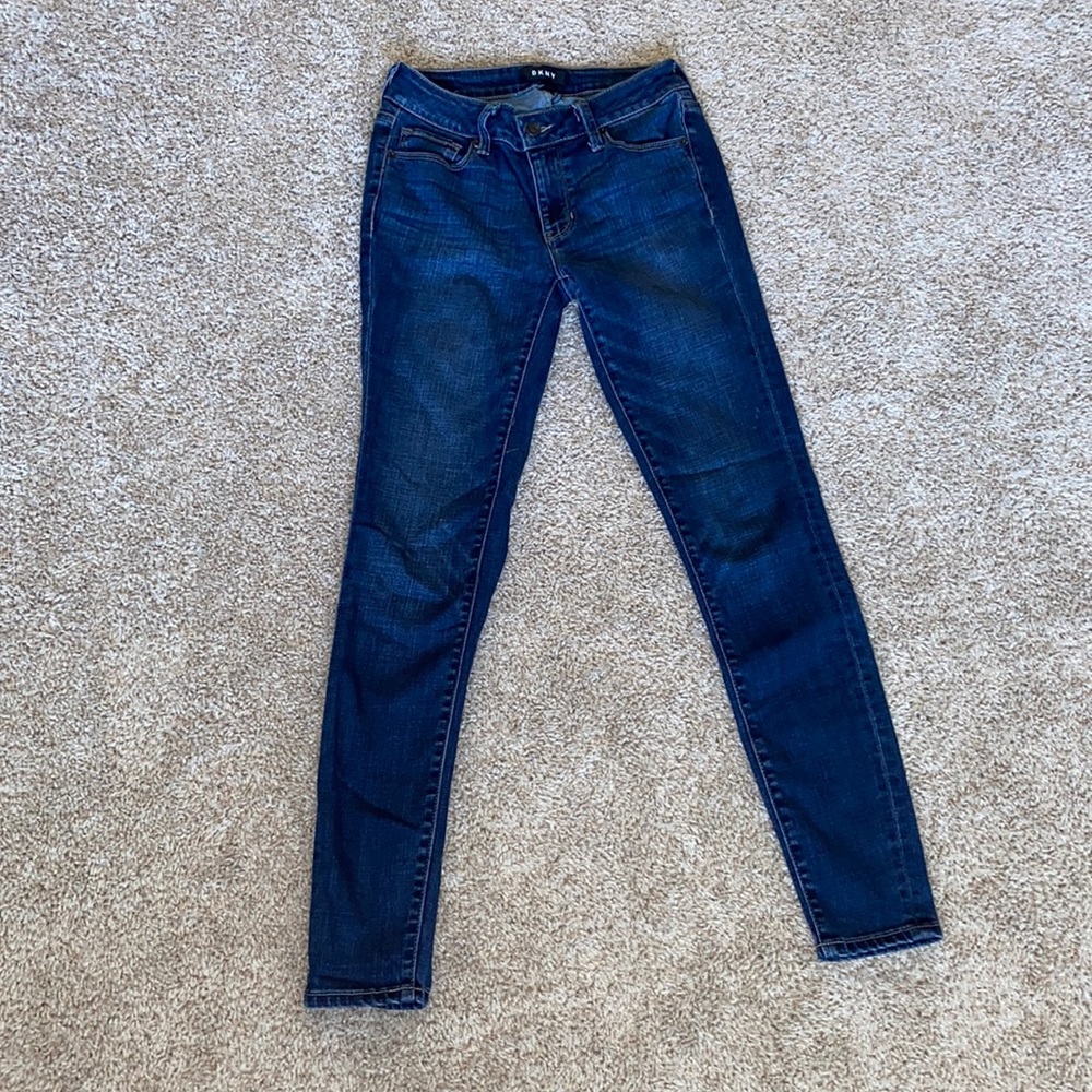 DKNY Bleeker Skinny Shaper Jeans